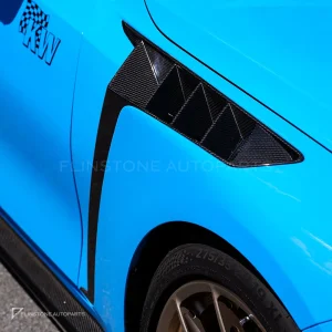 แก้มข้างผิวไพรเมอร์ขาว มีช่องระบาย BMW M3 G80 G81 SOOQOO