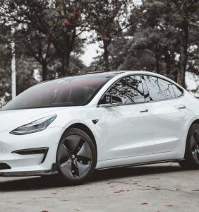 สเกิร์ตข้าง CMST ทรง V1 สำหรับ Tesla Model 3 2017-2023