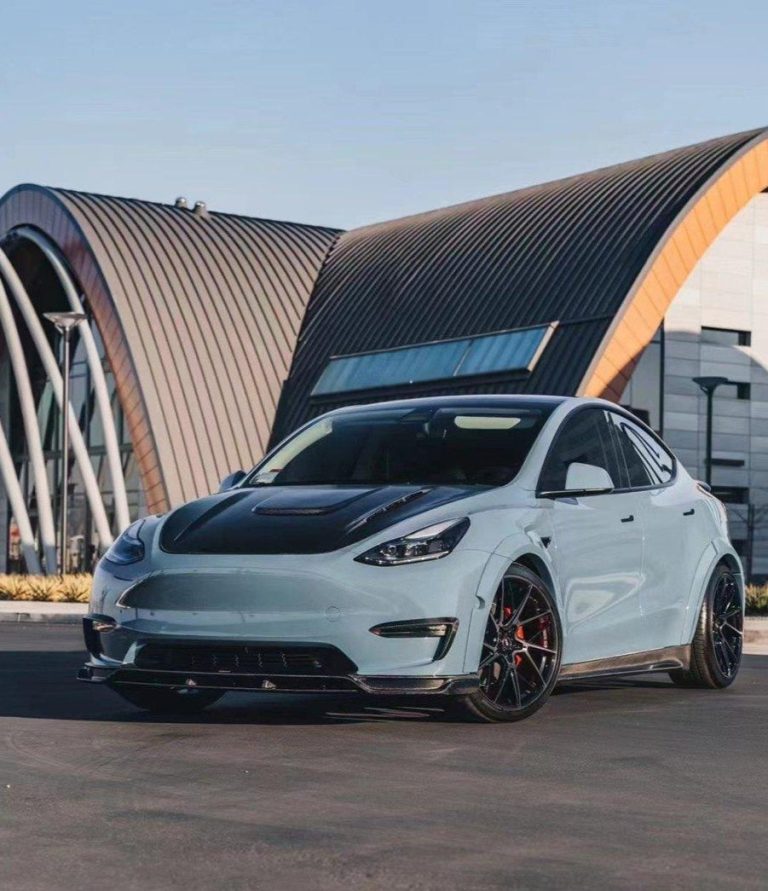ลิ้นหน้า CMST ทรง สปลิตเตอร์ สำหรับ Tesla Model Y 2020-2025 (แบบที่ 4)