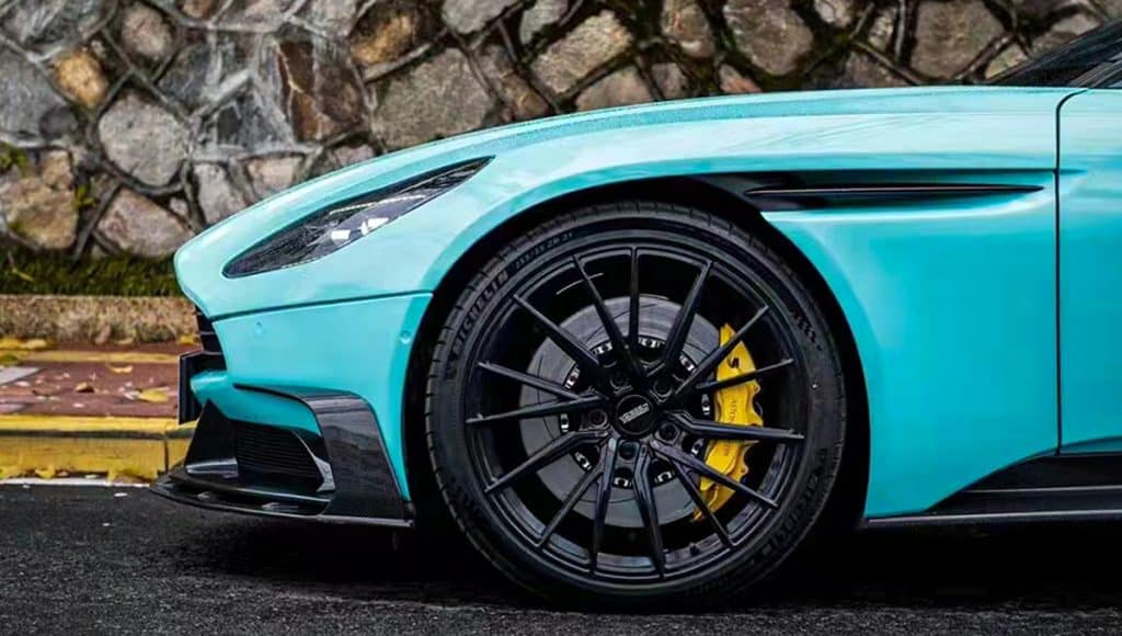 Aston Martin DB11 body kit